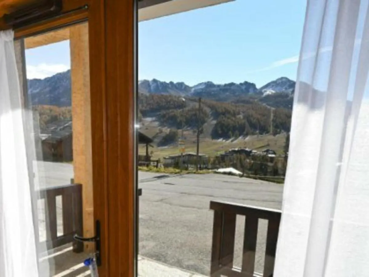 Charmant T2 A Montgenevre: Parking, 4 Pers., Proche Pistes - Fr-1-266-174 Apartment